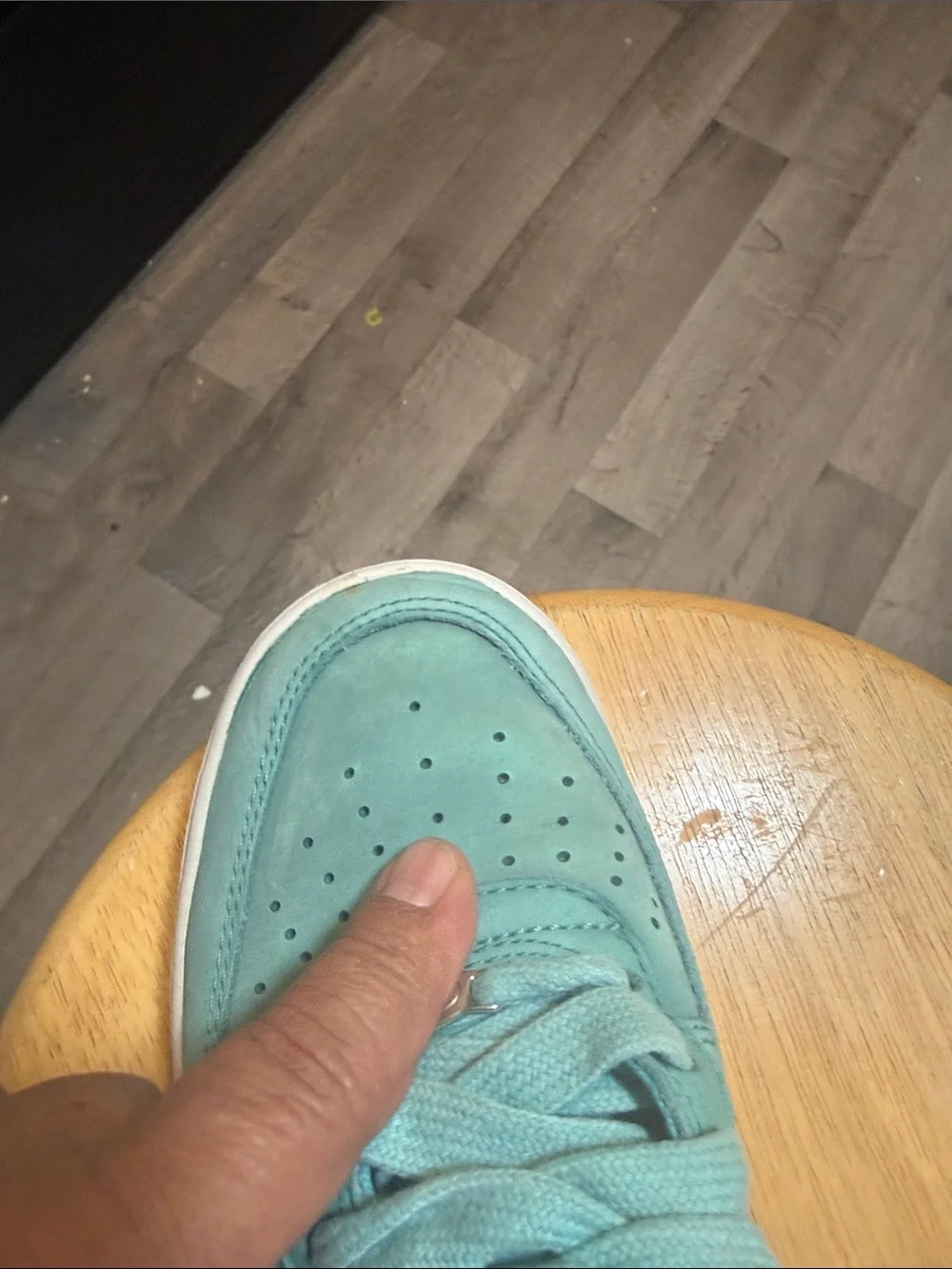 Nike Kids Mid-Top Sneakers in Teal and White